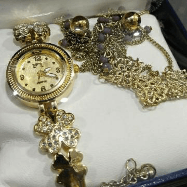 *Ladies Jewlary Box*