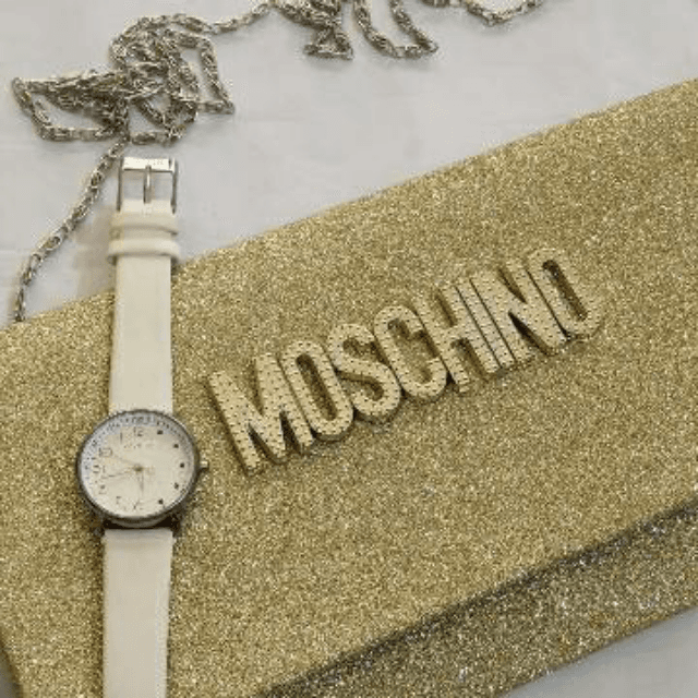 Fancy Clutch
and
Beautiful Watch