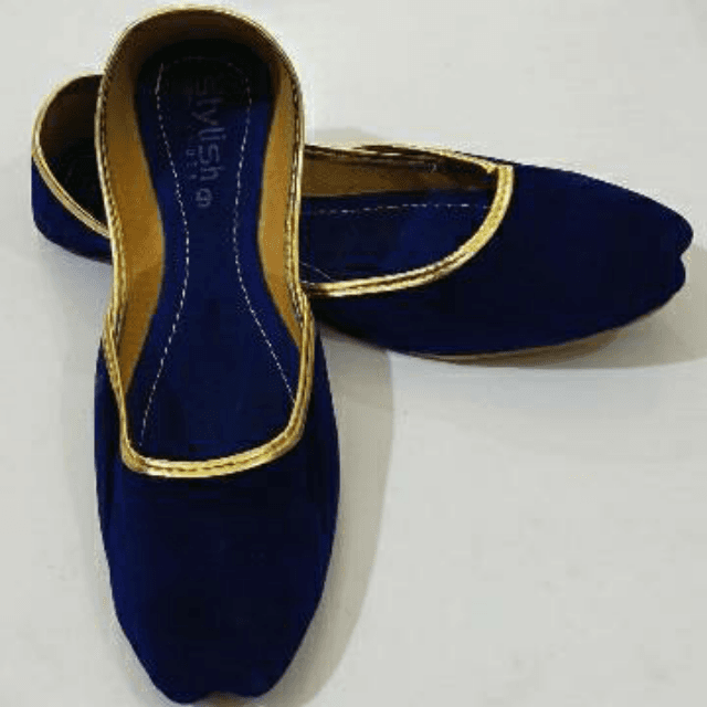 *Traditional Khussa*
For Ladies