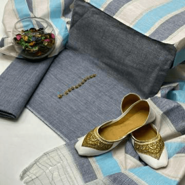 *Discount Offer*

Winter collection#
3 pieces suits#
Duppata : lining front