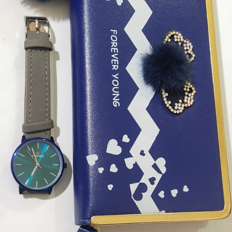 *Ladies Clutch and Watch*