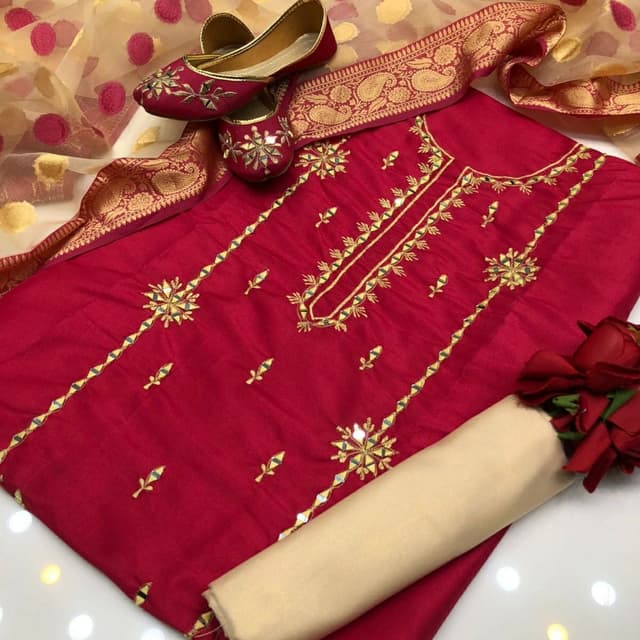 Fancy collection#
3 pieces suits #