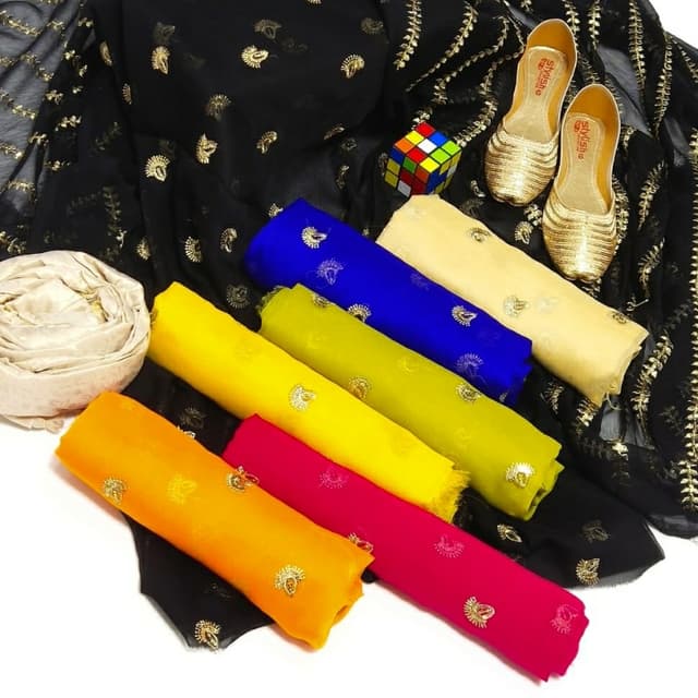 New collection 2021*
3 Pcs Suits *