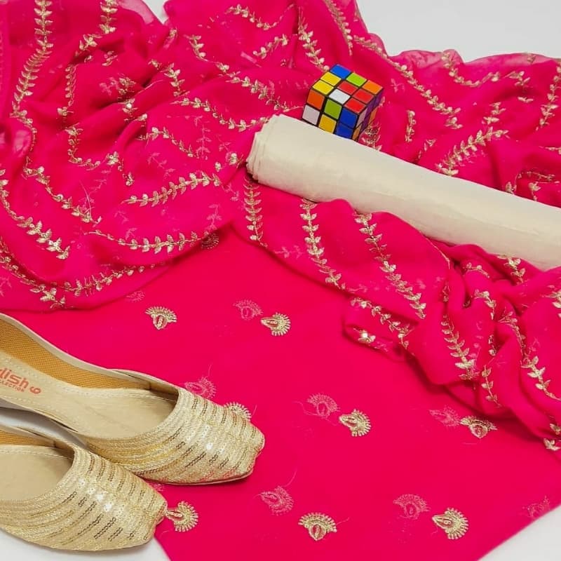 New collection 2021*
3 Pcs Suits *