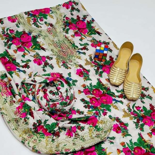 *ALHAMDULILAH *

Most Hot Design

2pc

Shirt