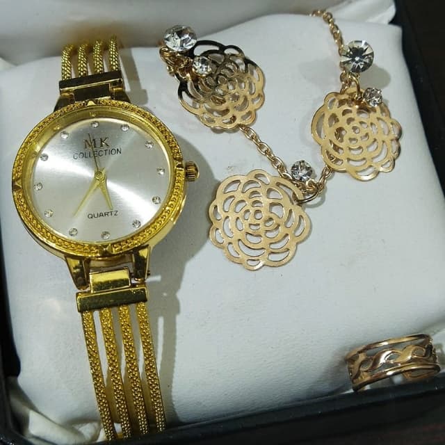 *Ladies Jewlary Box*