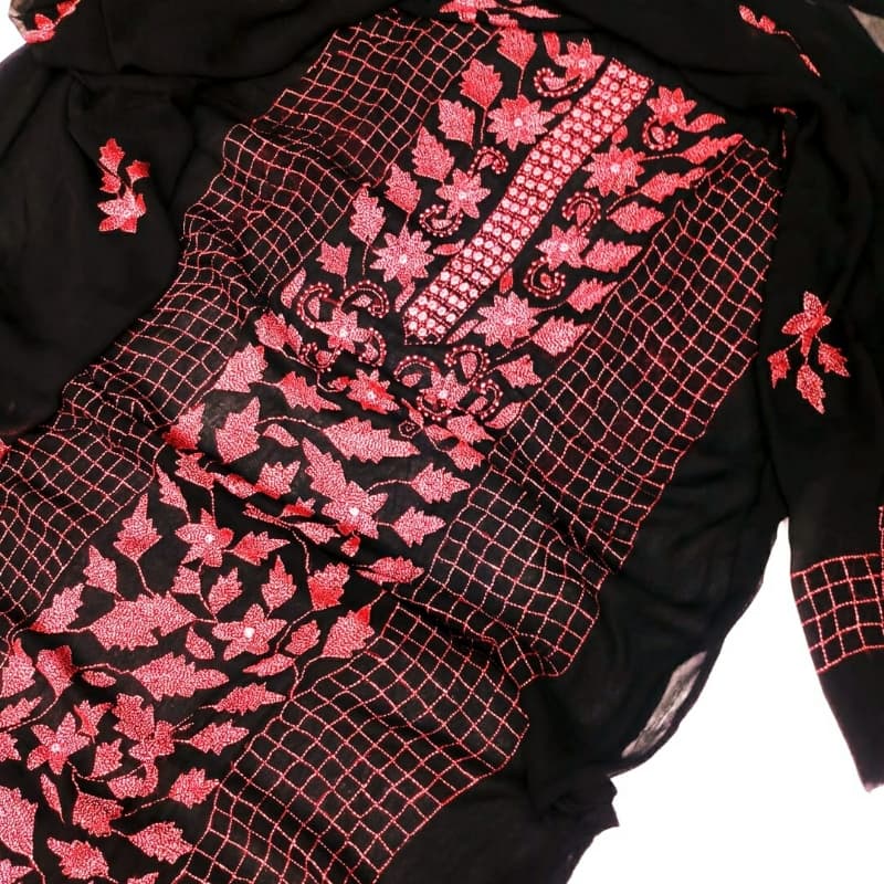 *Discount Offer*
2pc Shafoon
Embroided