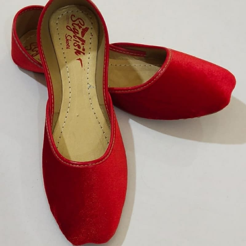 *Traditional Khussa*
For Ladies*